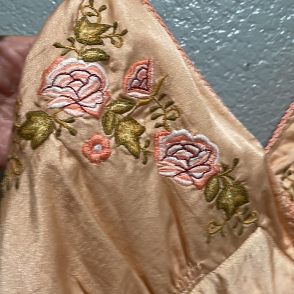 NWT Layla Silk Embroidered Camisole Sz Large ❤️ - Picture 11 of 14